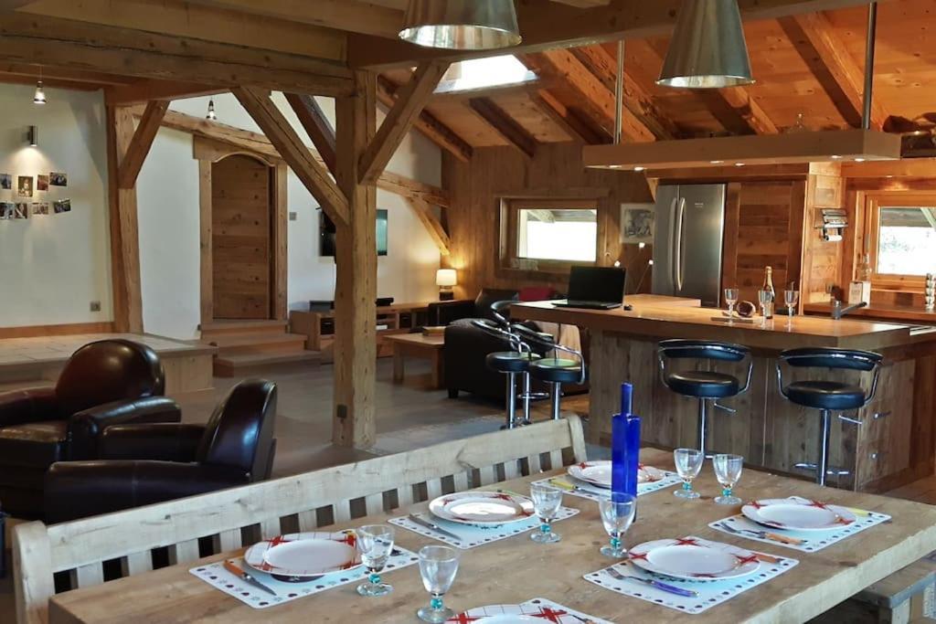 2 Spacieux Dans Ferme Renovee Face Au Montblanc Apartment Megeve