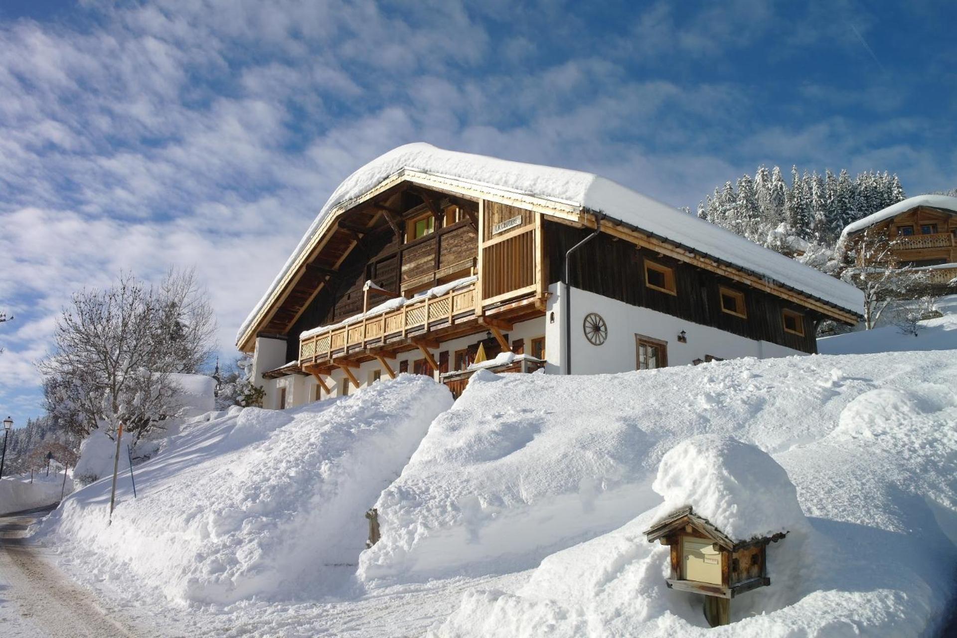 Apartment 2 Spacieux Dans Ferme Renovee Face Au Montblanc